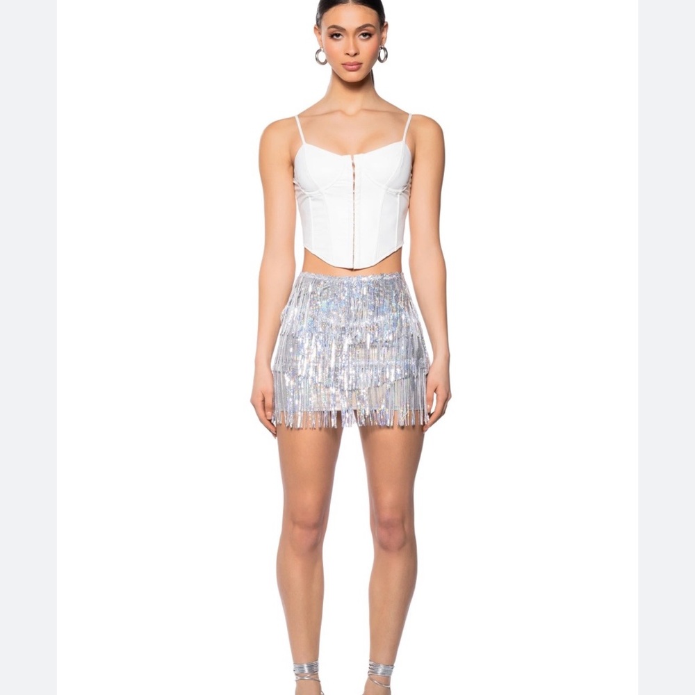 ✨AKIRA Silver Sequin Fringe Skirt✨